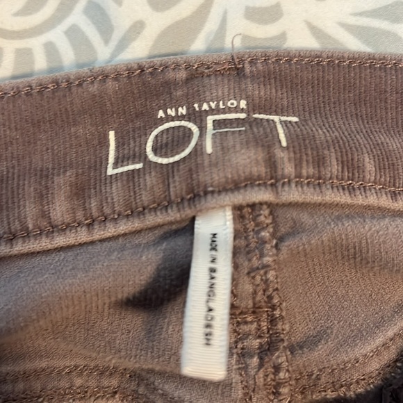 Ann Taylor Loft lavender corduroy skinny pants size 8 - Picture 4 of 5